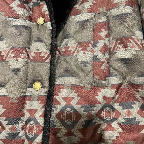 Pendleton Ladies’ Hooded Reversible Faux Fur/Native-Inspired Aztec Jacket - Picture 9 of 14
